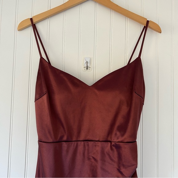 Midi Length Windsor Dress with ruching size L - Picture 1 of 4